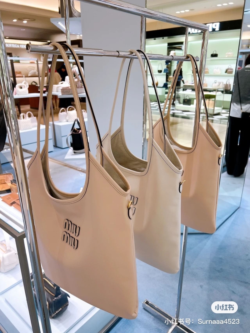 Miu Miu Tote Bags